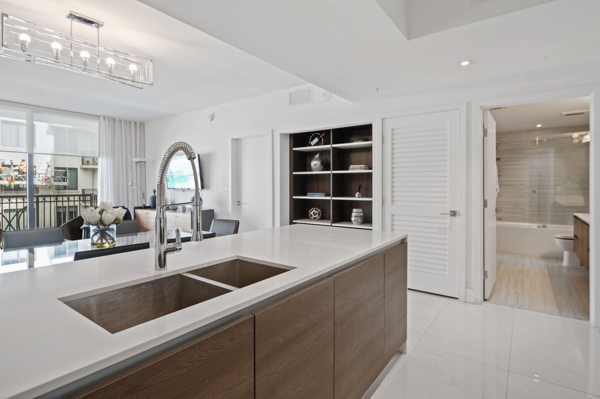 301 Altara Avenue, Unit 718, Coral Gables, FL 33146 Photo