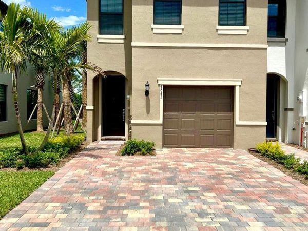 4845 Chantilly Road, Lake Worth, FL 33467