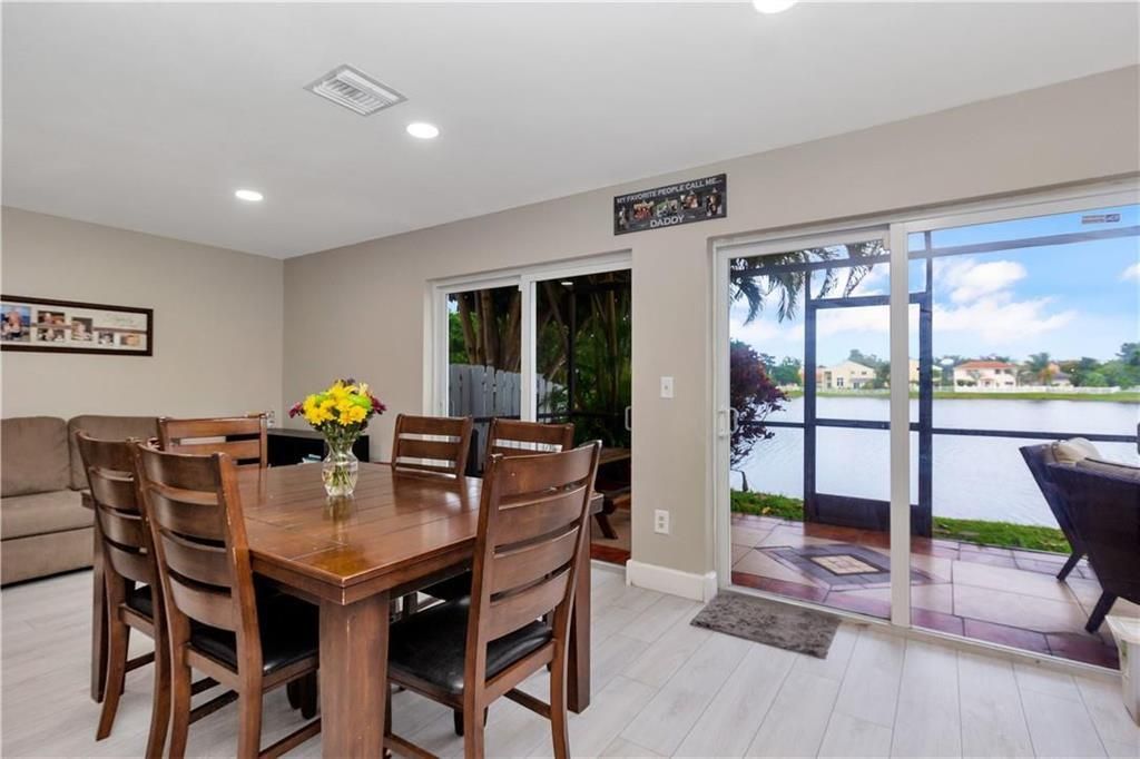 9812 NW 9th Court, Plantation, FL 33324 Photo
