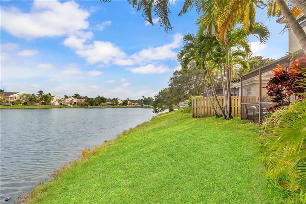 9812 NW 9th Court, Plantation, FL 33324 Photo