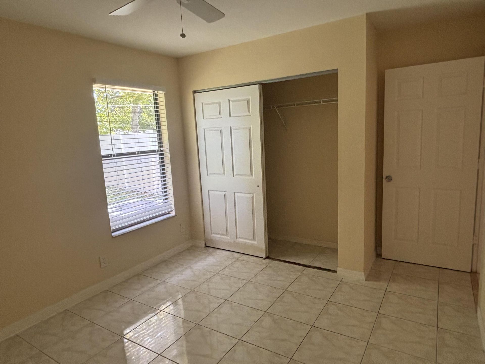 1563 40th Street, West Palm Beach, FL 33407 Photo