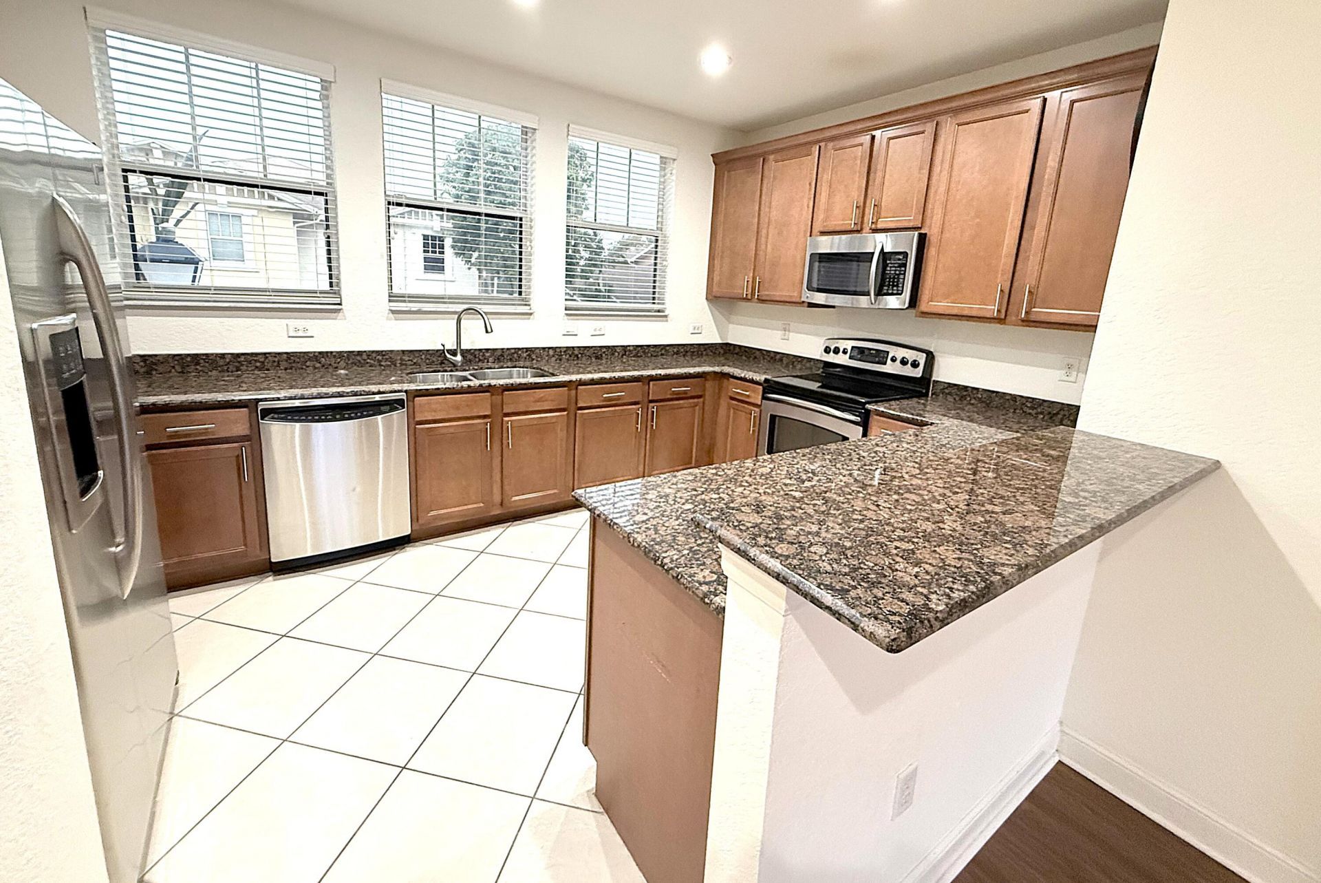 810 Marina Del Ray Lane, Unit 5, West Palm Beach, FL 33401 Photo