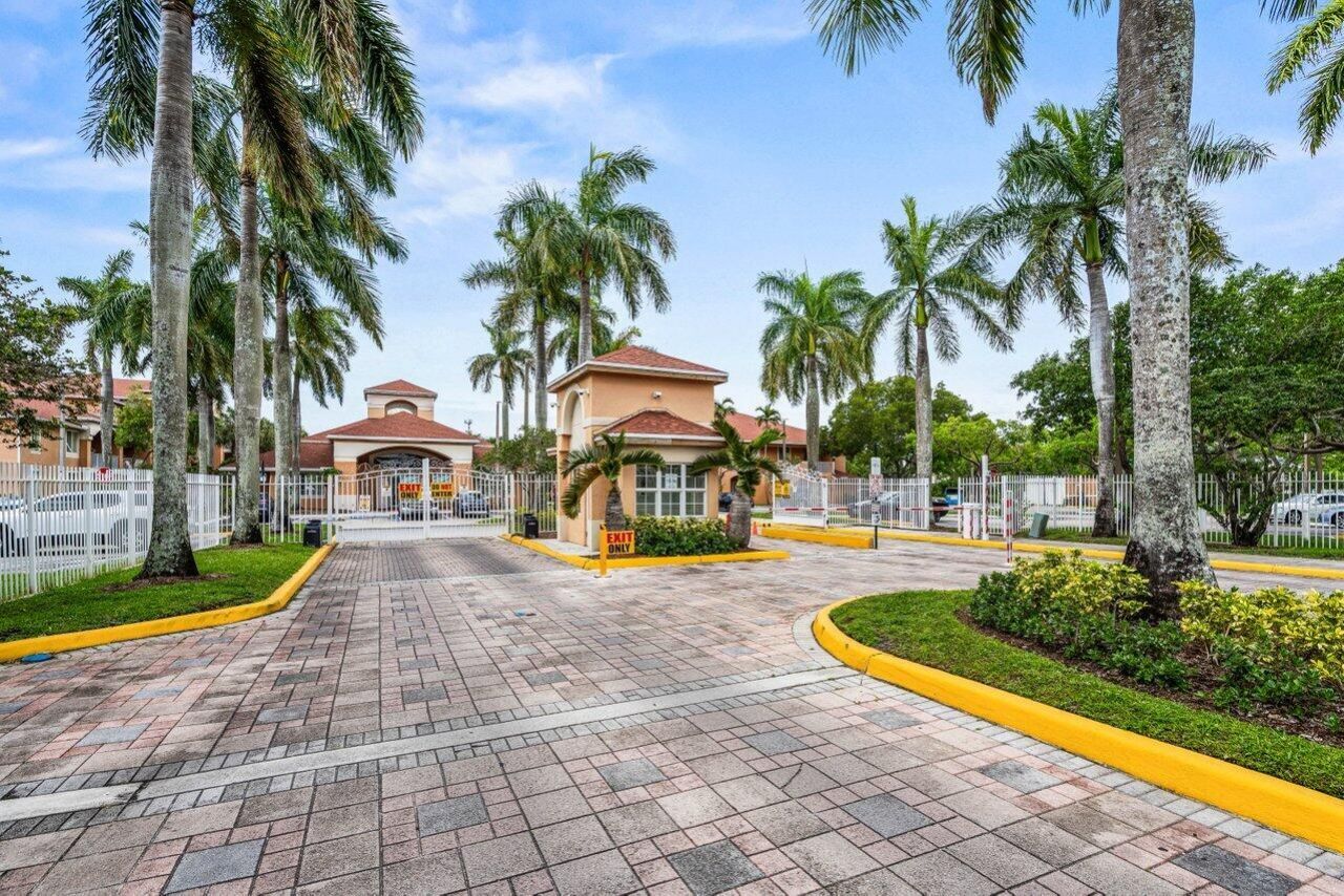 6900 SW 39th Street, Unit 101j, Davie, FL 33314 Photo