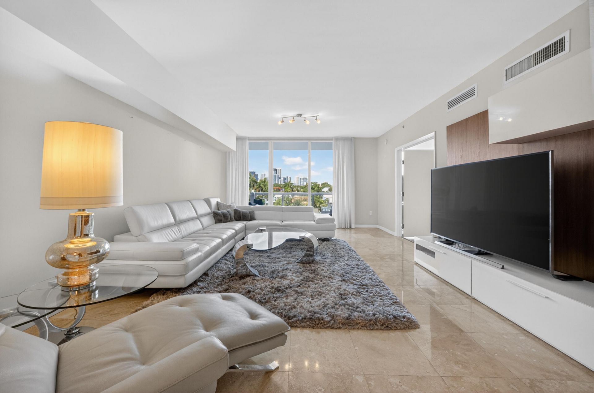 45 Hendricks Isle, Unit 403, Fort Lauderdale, FL 33301 Photo