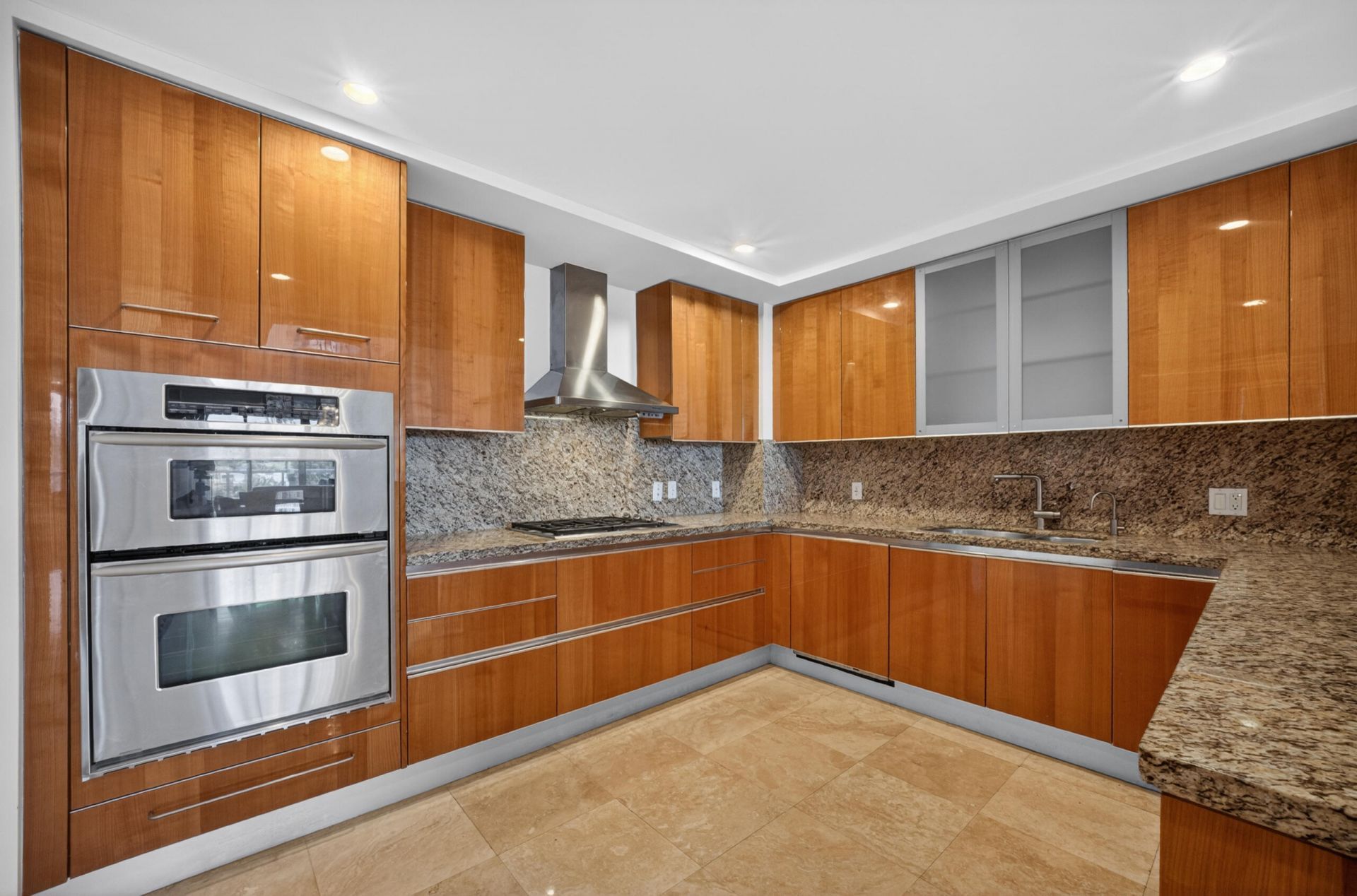 45 Hendricks Isle, Unit 403, Fort Lauderdale, FL 33301 Photo