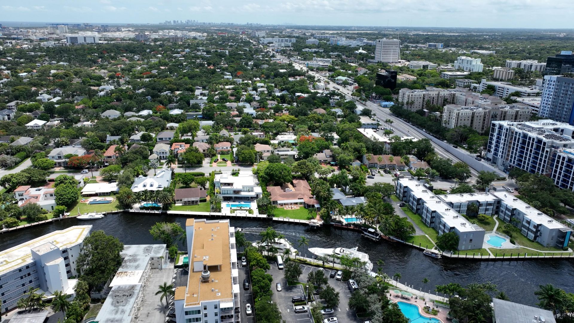 45 Hendricks Isle, Unit 403, Fort Lauderdale, FL 33301 Photo