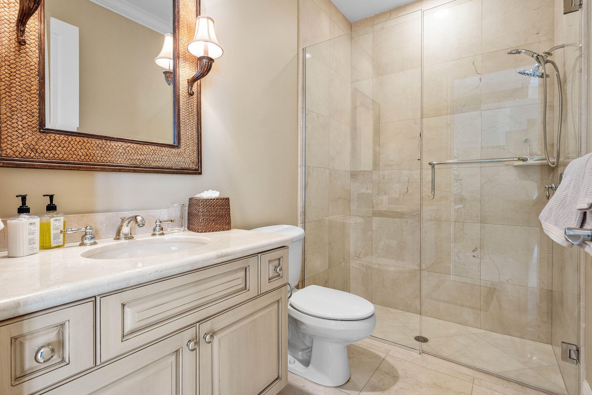 26 Marina Gardens Drive, Palm Beach Gardens, FL 33410 Photo