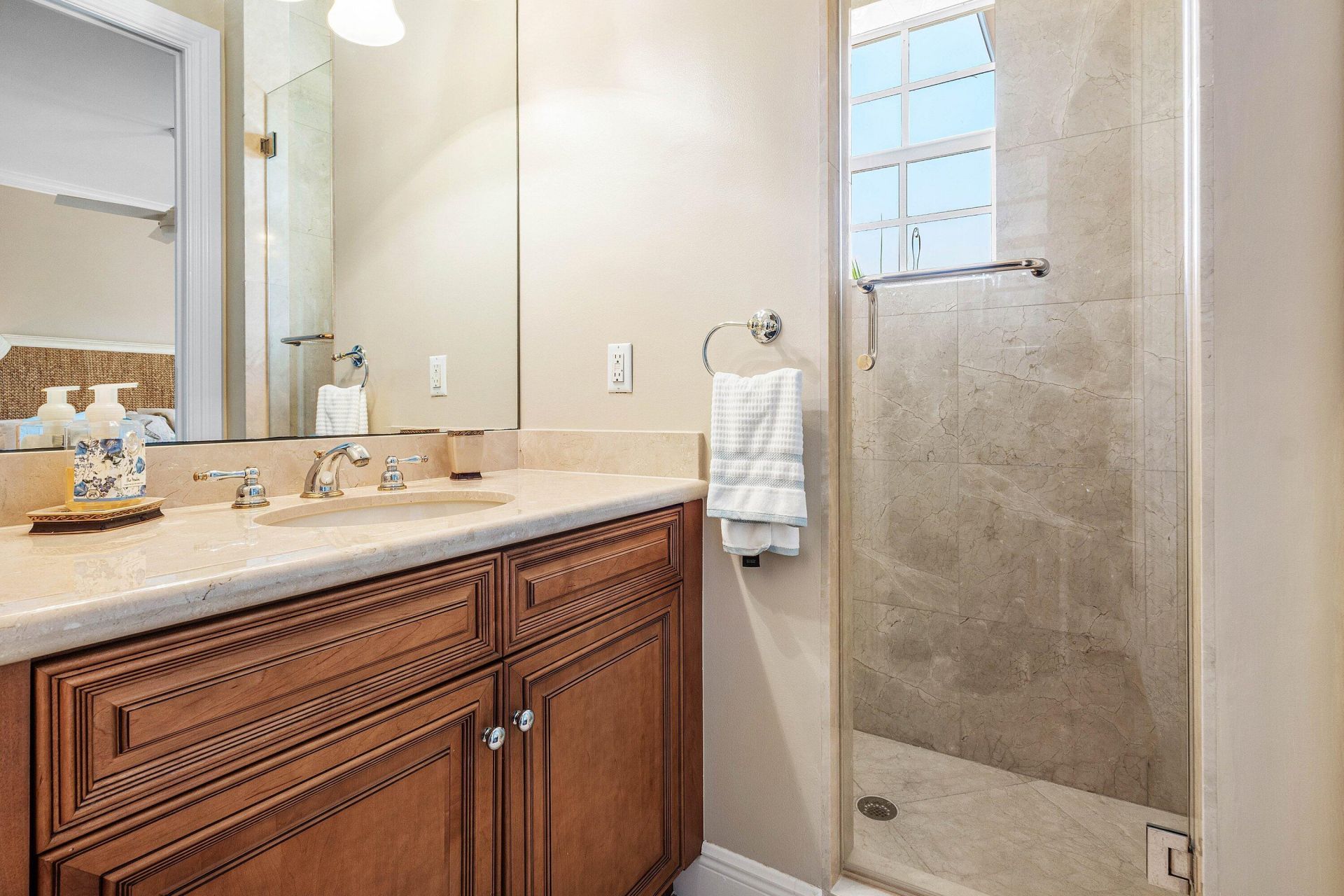 26 Marina Gardens Drive, Palm Beach Gardens, FL 33410 Photo