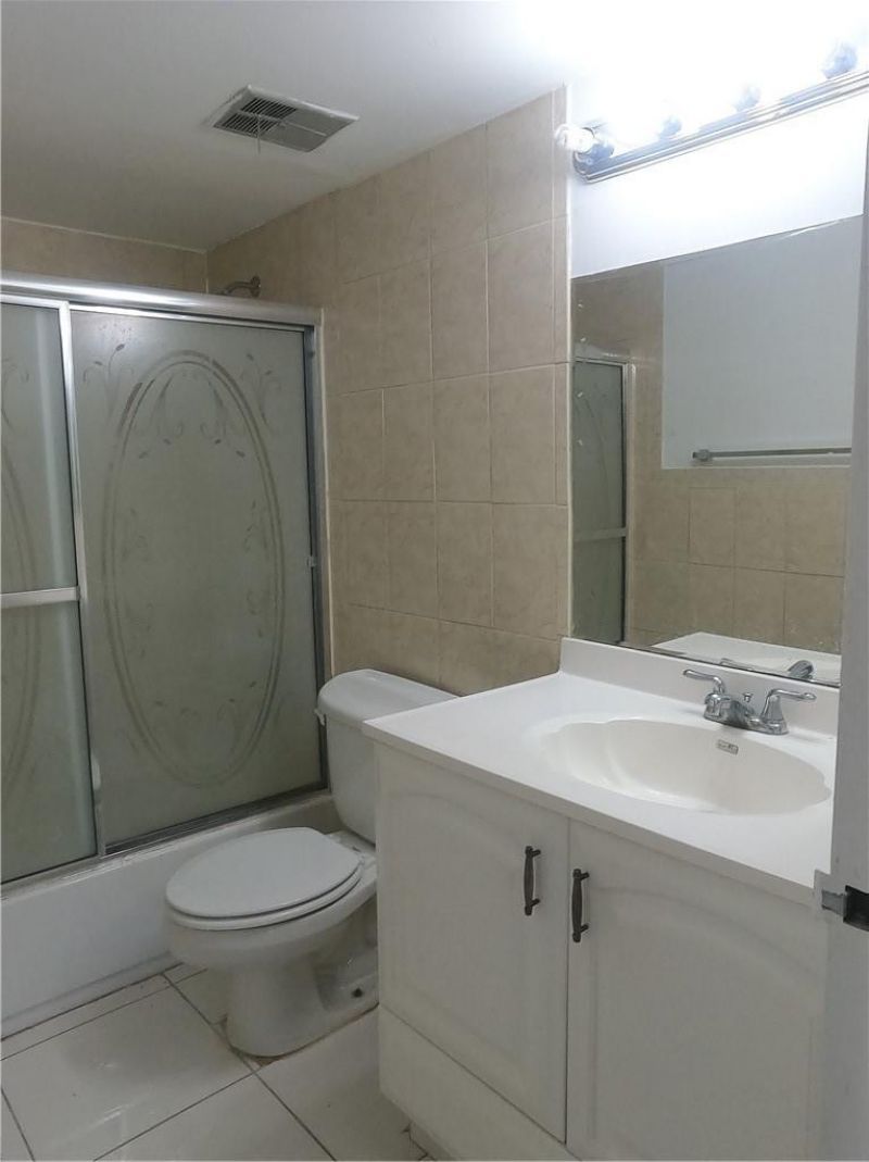 8390 Sands Point Boulevard, Unit F206, Tamarac, FL 33321 Photo