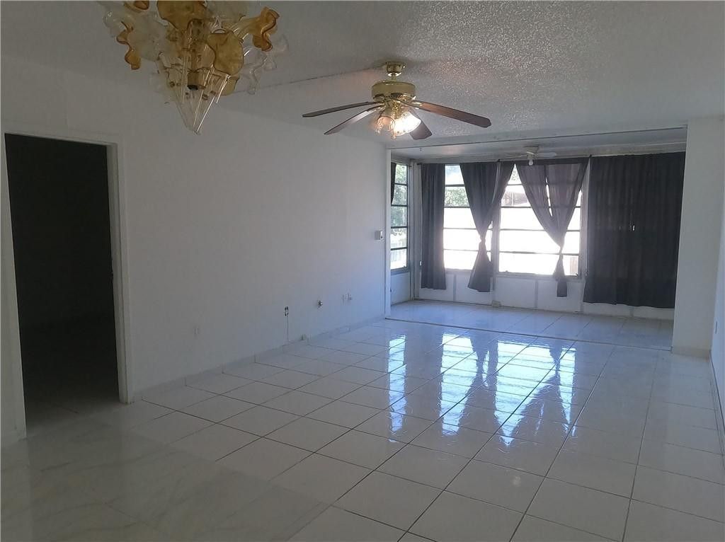 8390 Sands Point Boulevard, Unit F206, Tamarac, FL 33321 Photo