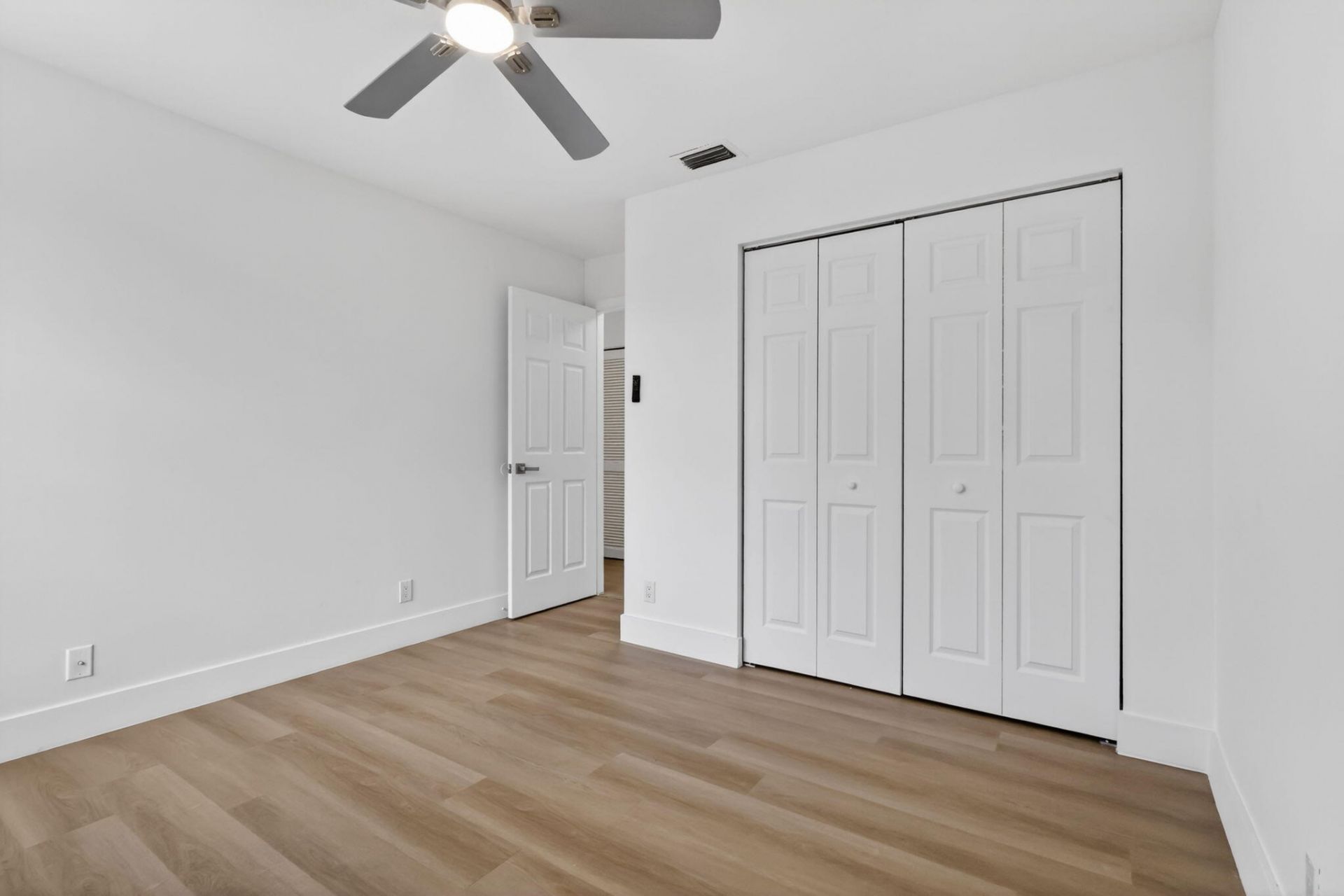 7823 Springfield Lake Drive, Lake Worth, FL 33467 Photo