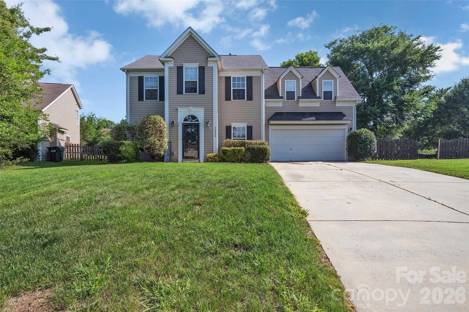 12929 Beddingfield Drive, Charlotte, NC 28278 Main Photo