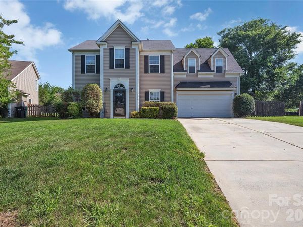 12929 Beddingfield Drive, Charlotte, NC 28278
