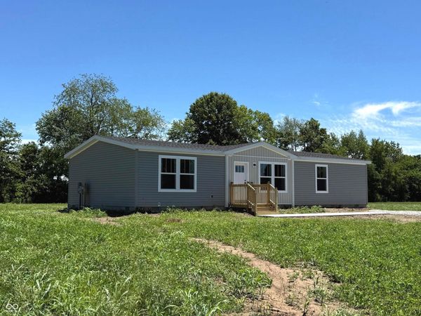 2083 S Friendship Drive, Paragon, IN 46166