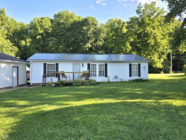 4543 W Coletrane Hill Road , Connersville, IN 47331