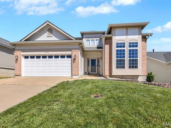 16870 Hickory Crest Drive, Wildwood, MO 63011