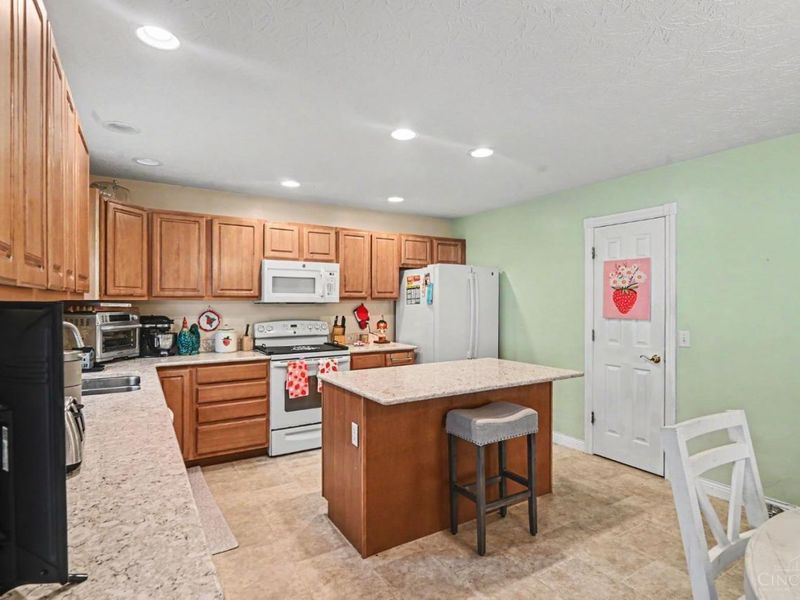 115 Sweet Bay Trail, Mount Orab, OH 45154 Photo 11