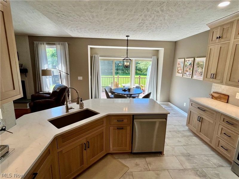4842 Ridge Road , Wadsworth, OH 44281 Photo 13