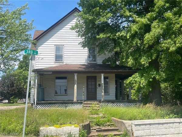 151 3rd Street NW, Strasburg, OH 44680