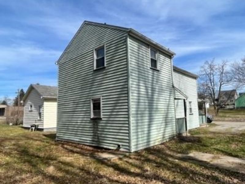112 N Clover Avenue , Niles, OH 44446 Photo 20