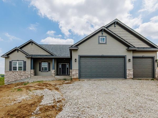 1515 Emma LANE, Burlington, WI 53105