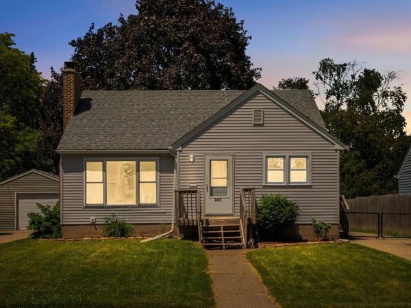 141 Stanley Street , West Saint Paul, MN 55118