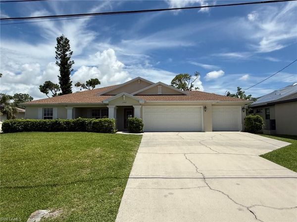 1402 SW 16th TER , CAPE CORAL, FL 33991