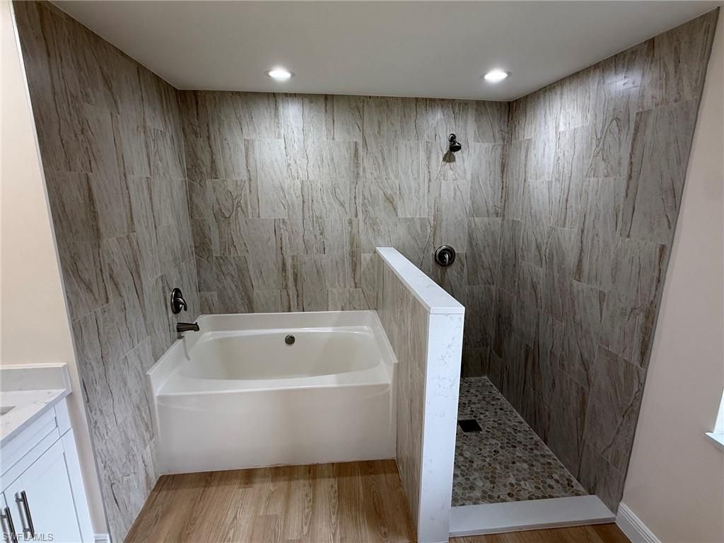 1402 SW 16th Ter, Cape Coral, FL 33991 Photo