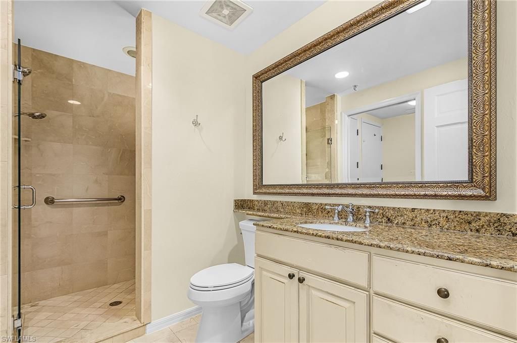 221 9th St S, Unit 301, Naples, FL 34102 Photo
