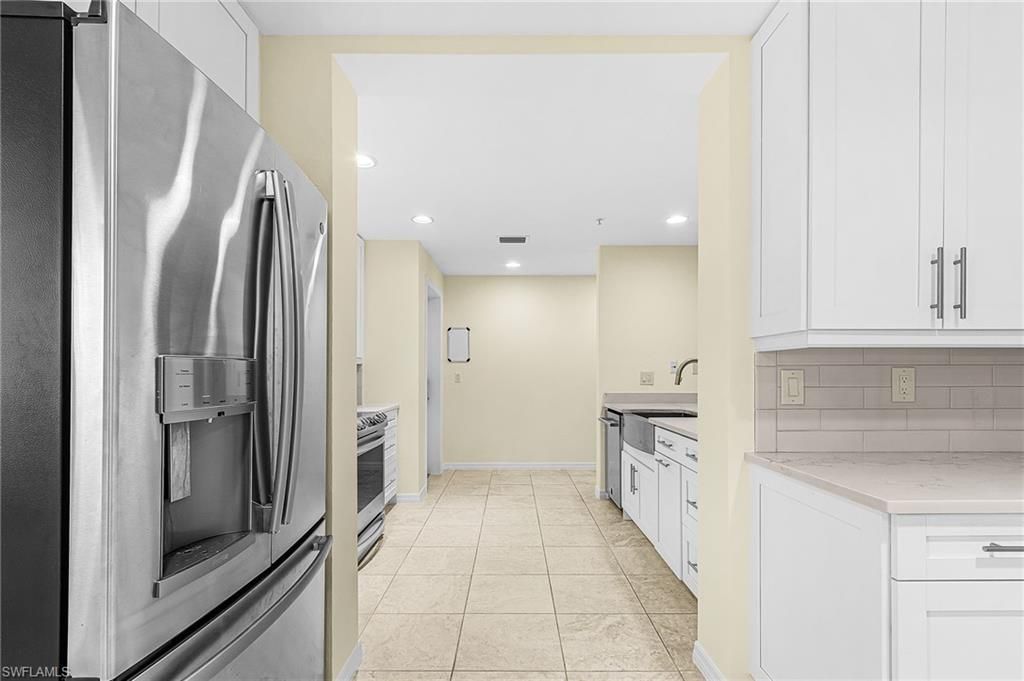 221 9th St S, Unit 301, Naples, FL 34102 Photo