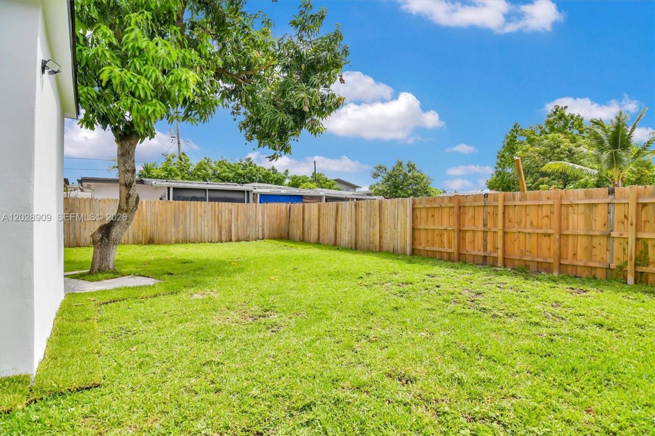 85 SW 30th Ave , Miami, FL 33135 Photo