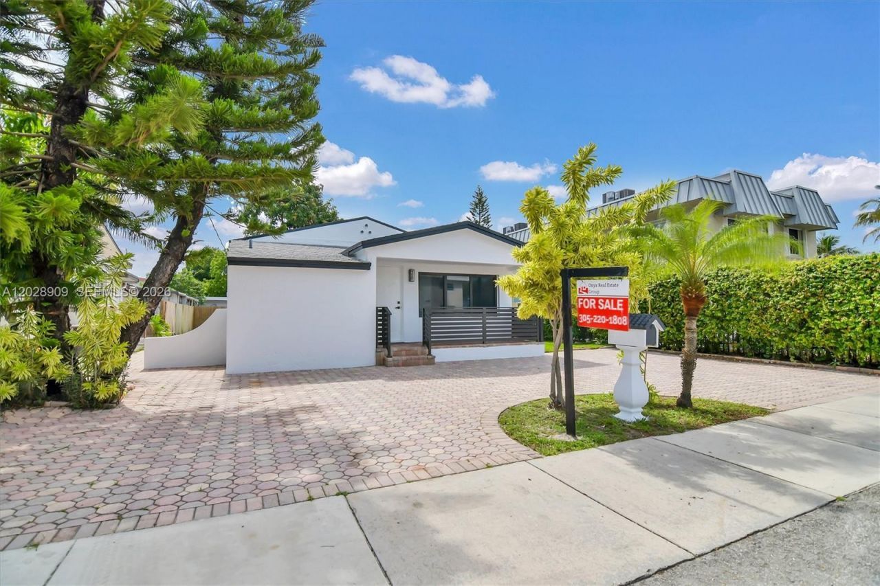 85 SW 30th Ave , Miami, FL 33135 Photo