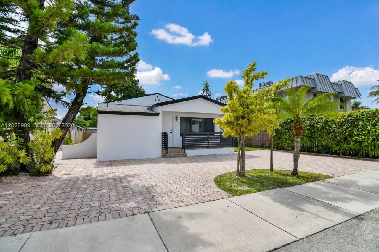 85 SW 30th Ave , Miami, FL 33135 Photo