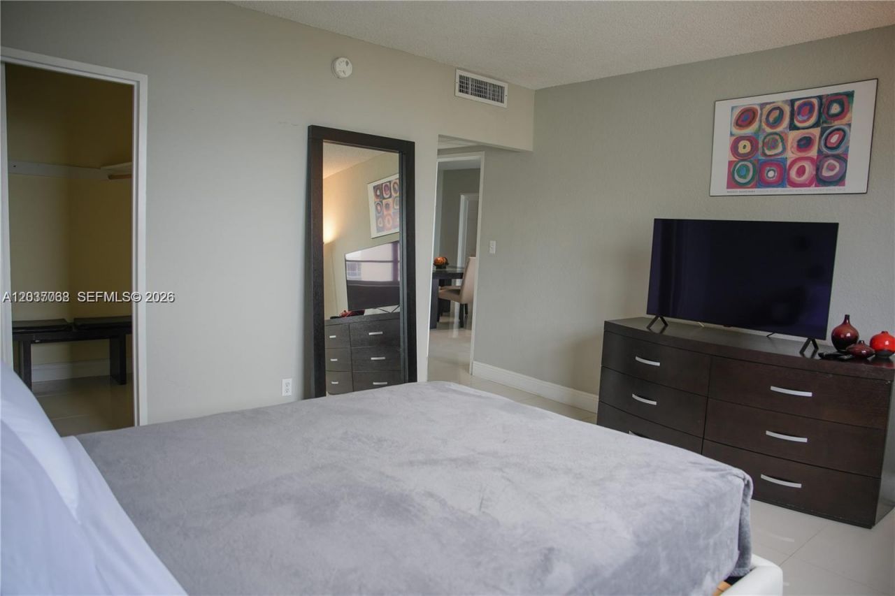 4001 S Ocean Dr , Unit 11A, Hollywood, FL 33019 Photo