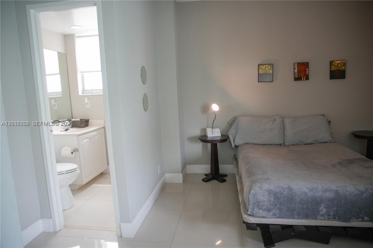 4001 S Ocean Dr , Unit 11A, Hollywood, FL 33019 Photo