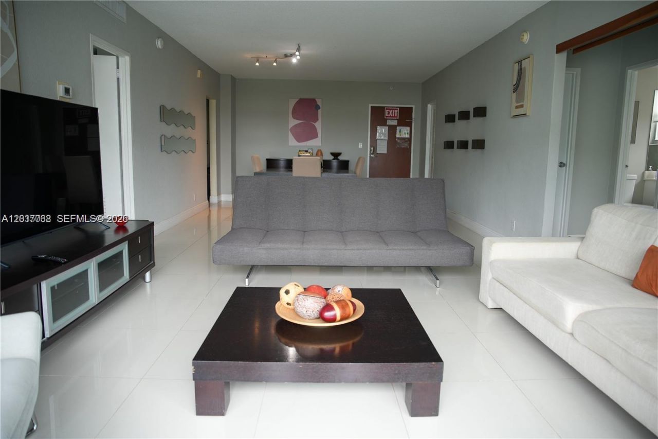 4001 S Ocean Dr , Unit 11A, Hollywood, FL 33019 Photo
