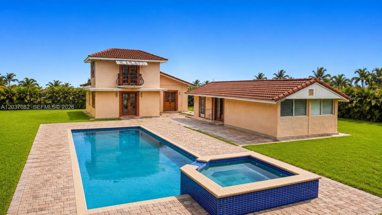 300 SW 123rd Ave, Miami, FL 33184 Photo