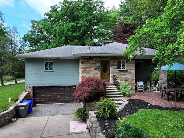 109 Oak Ridge Dr, Butler, PA 16002