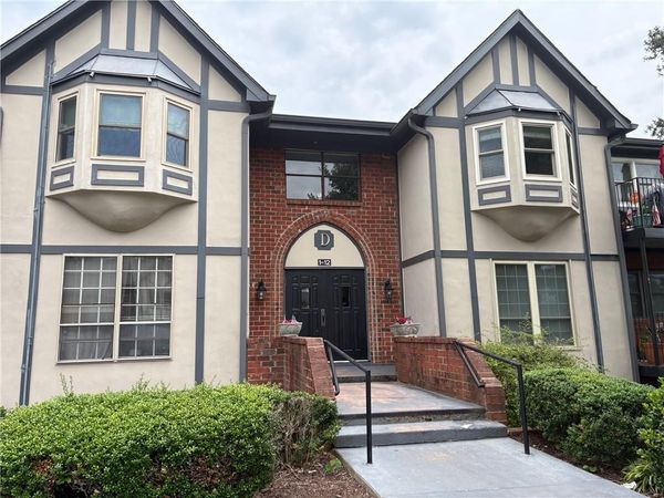 6851 Roswell Road, Unit D2, Atlanta, GA 30328