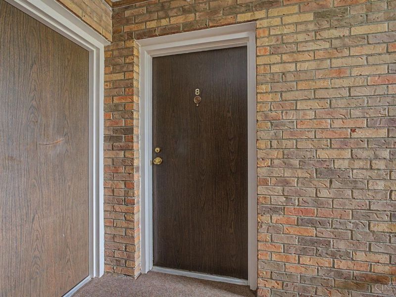 5981 Meadowcreek Drive, Unit 8, Miami Twp, OH 45150 Photo 5