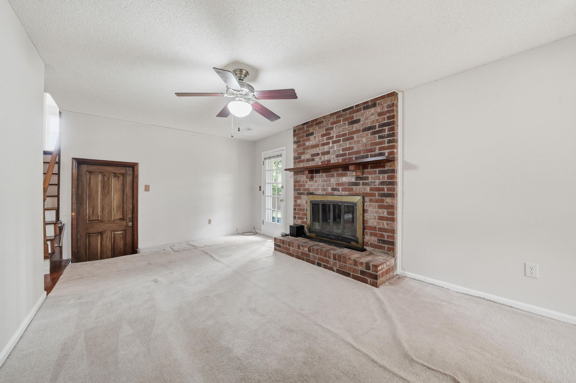 232 Canaberry Circle Photo 11