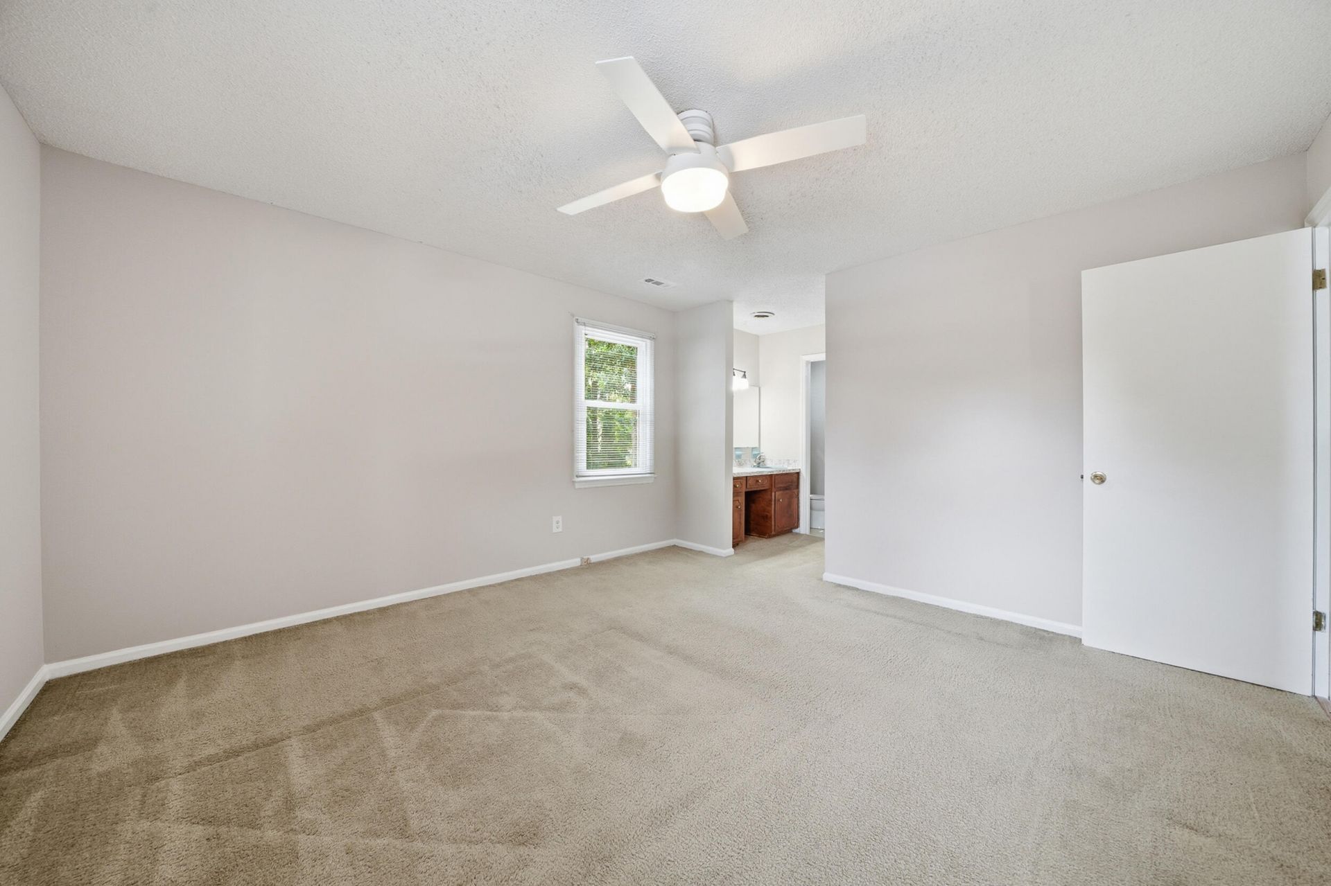 232 Canaberry Circle Photo 23