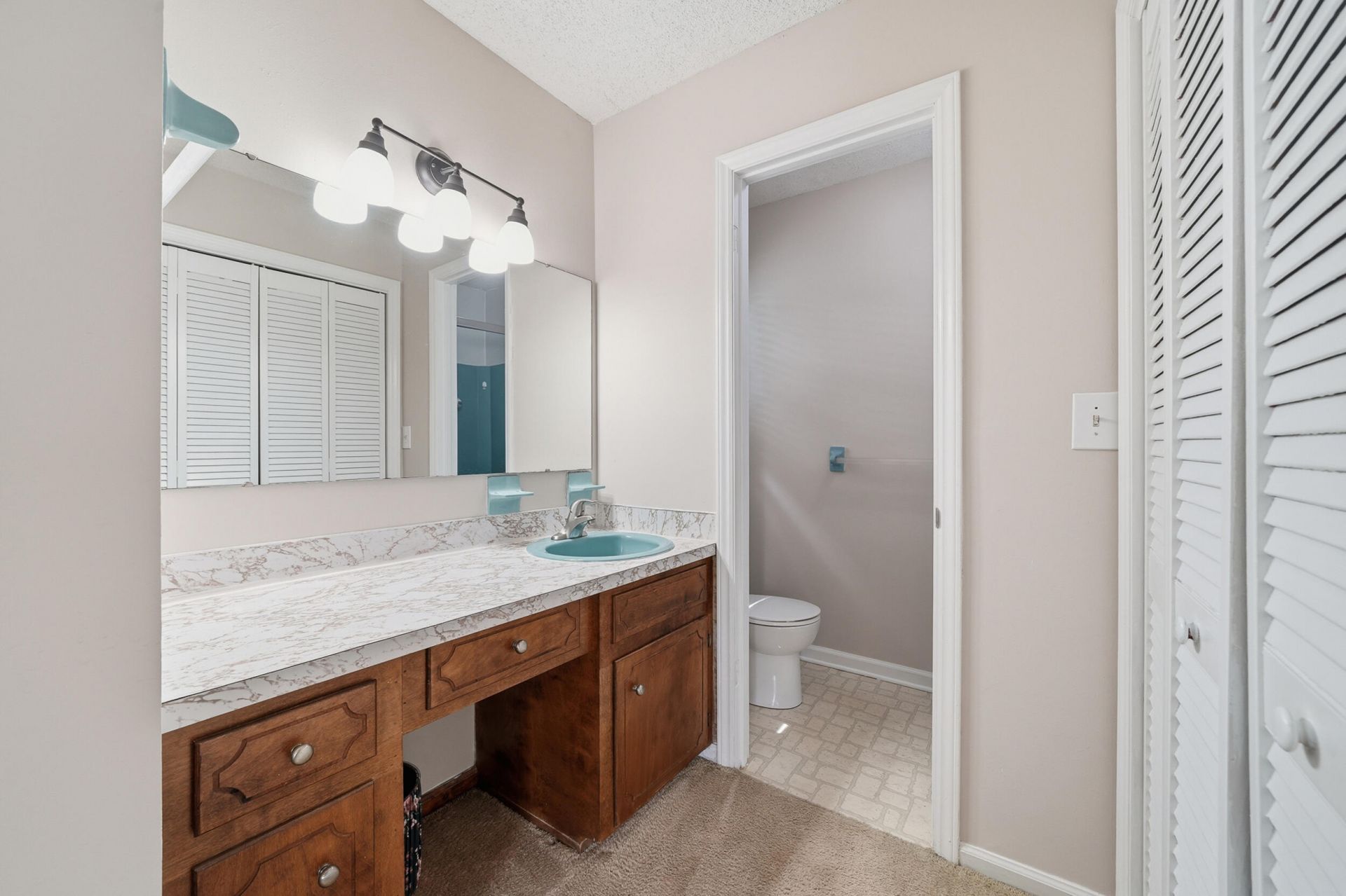 232 Canaberry Circle Photo 24