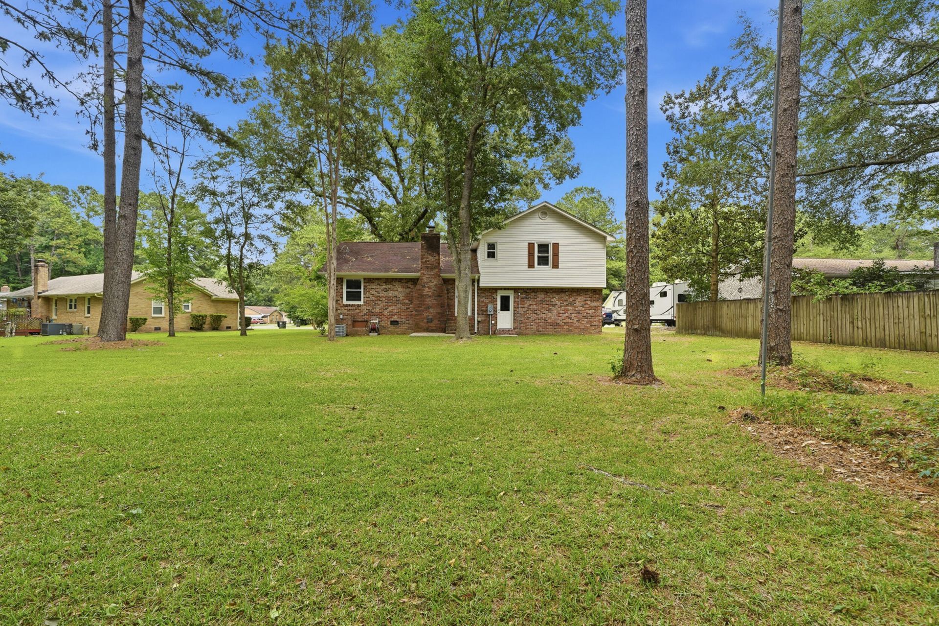 232 Canaberry Circle Photo 33