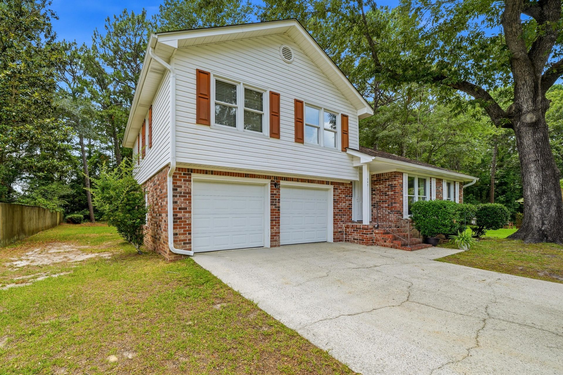 232 Canaberry Circle Photo 4