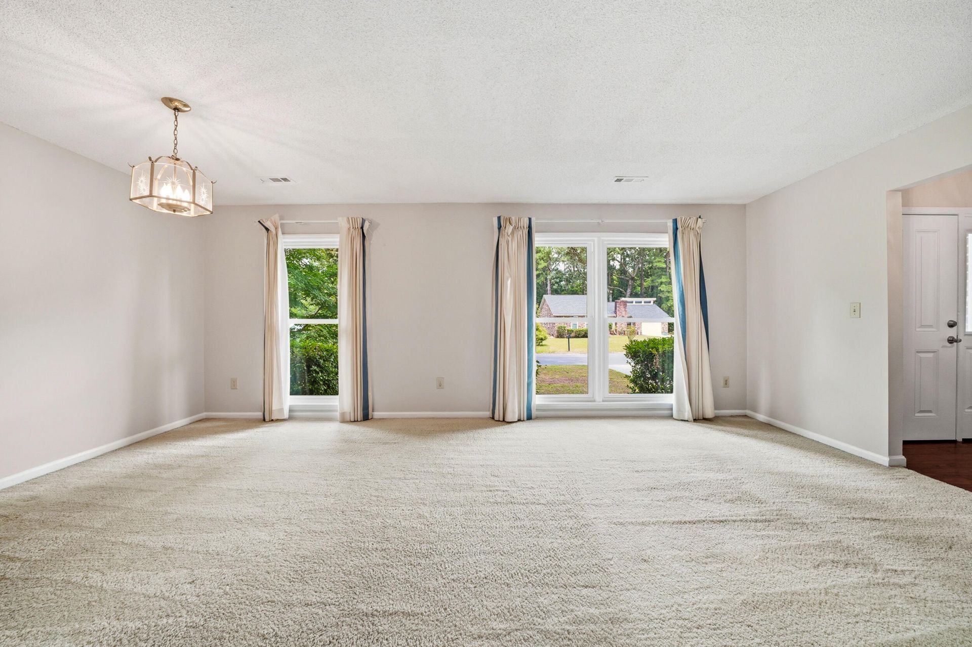 232 Canaberry Circle Photo 8
