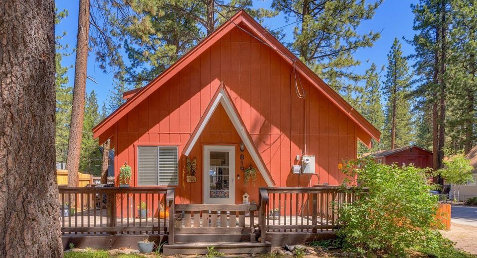 3045 Nevada Avenue, South Lake Tahoe, CA 96150 Photo
