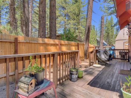 3045 Nevada Avenue, South Lake Tahoe, CA 96150 Photo