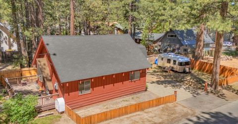 3045 Nevada Avenue, South Lake Tahoe, CA 96150 Photo