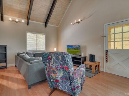 3045 Nevada Avenue, South Lake Tahoe, CA 96150 Photo